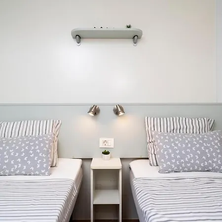 Azura Mobile Home, Park Soline Weißenburg