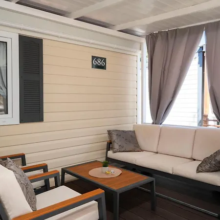 Azura Mobile Home, Park Soline *