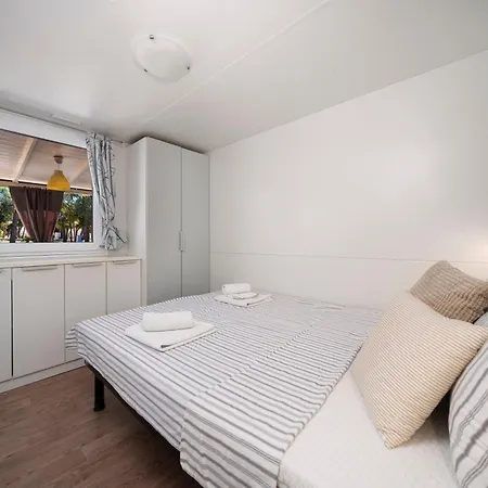 Azura Mobile Home, Park Soline * Биоград-на-Мору