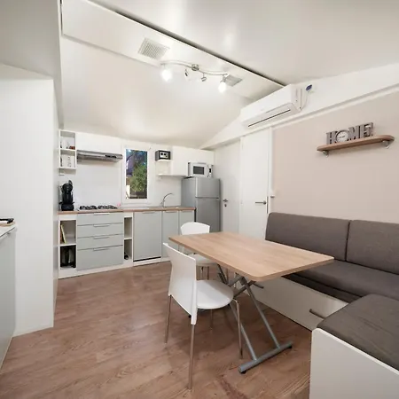 Azura Mobile Home, Campingplatz Weißenburg