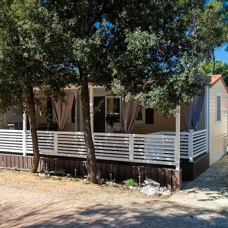 Azura Mobile Home, Park Soline Кемпинг Биоград-на-Мору