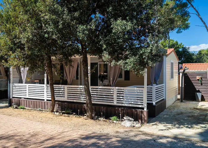 Azura Mobile Home, Kamp Biograd Na Moru