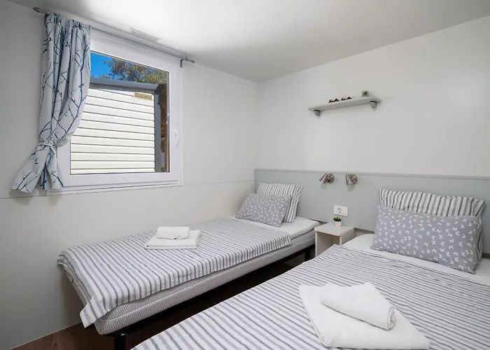 Kamp Azura Mobile Home, Biograd Na Moru